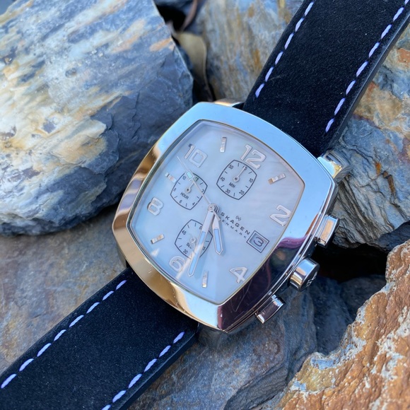 Skagen Watch - Picture 3 of 8